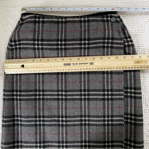 Wool Plaid Wrap Skirt Carole Little 2P Petite - Picture 8 of 13
